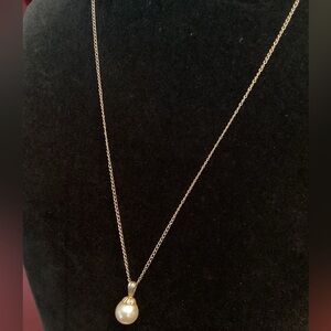 Vintage Pearl Pendant Necklace